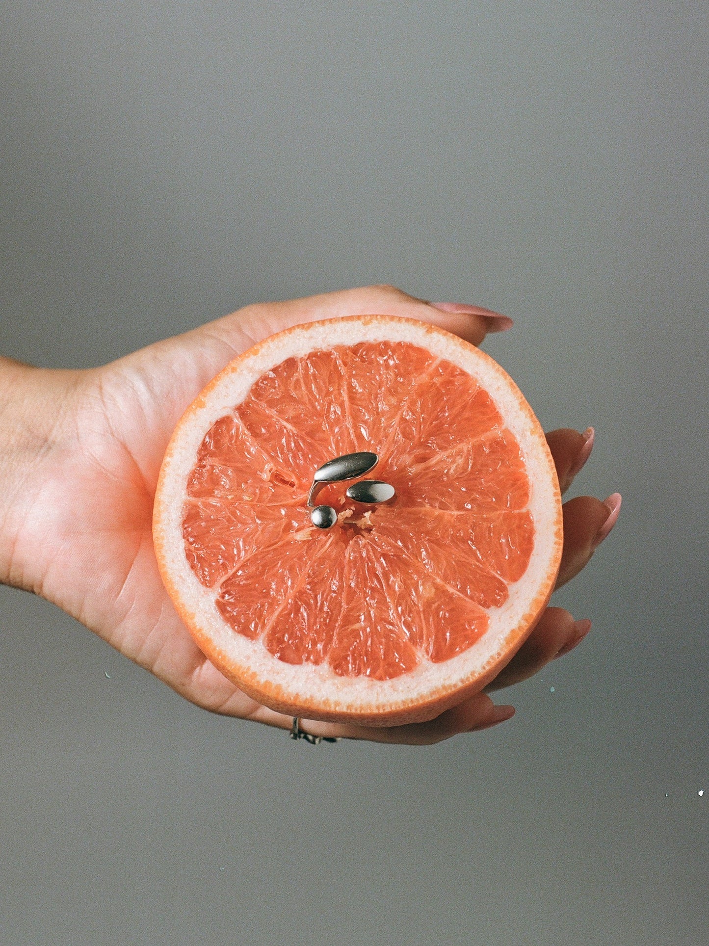 THREE POINT RING