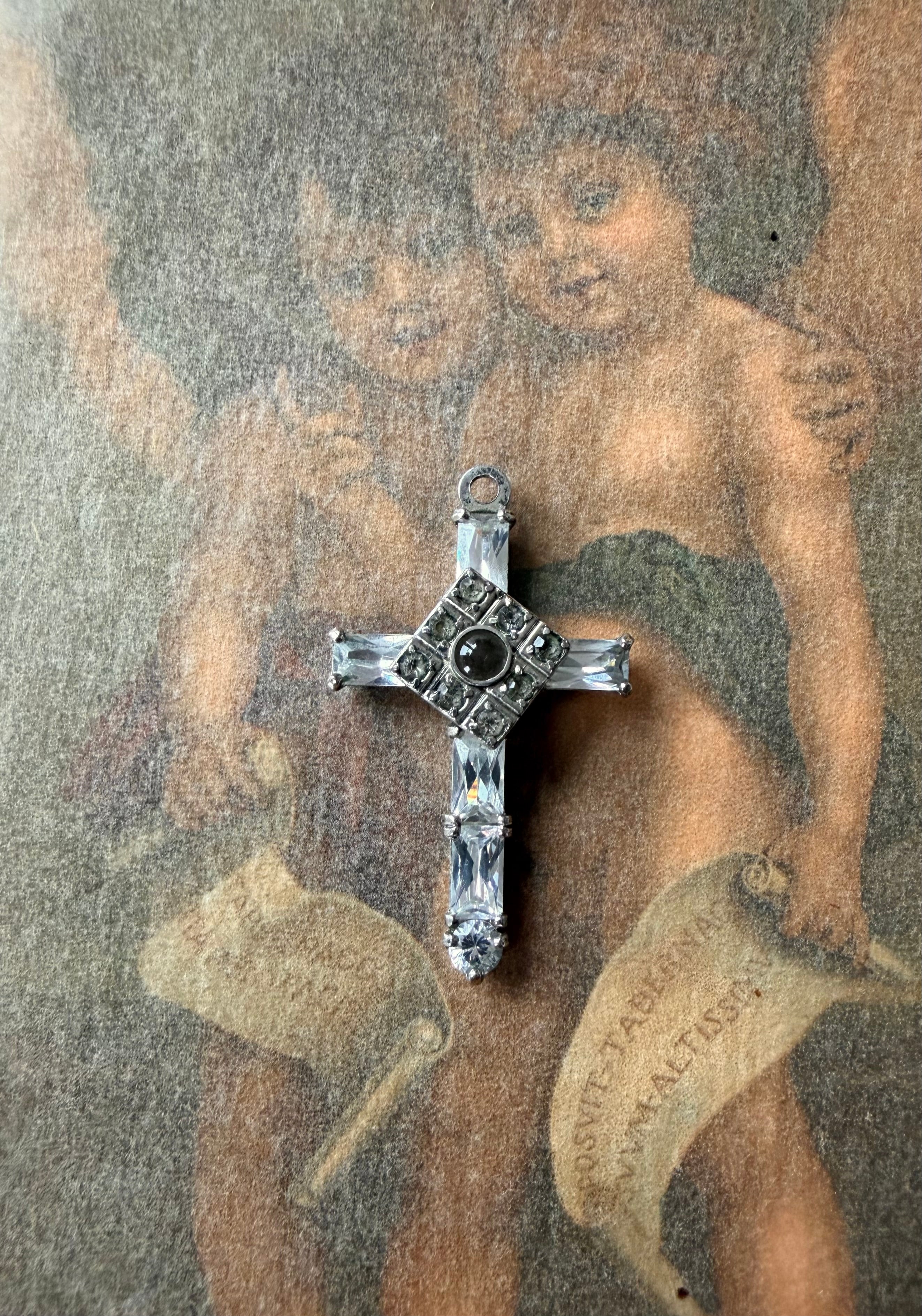 vintage cross pendant no.1