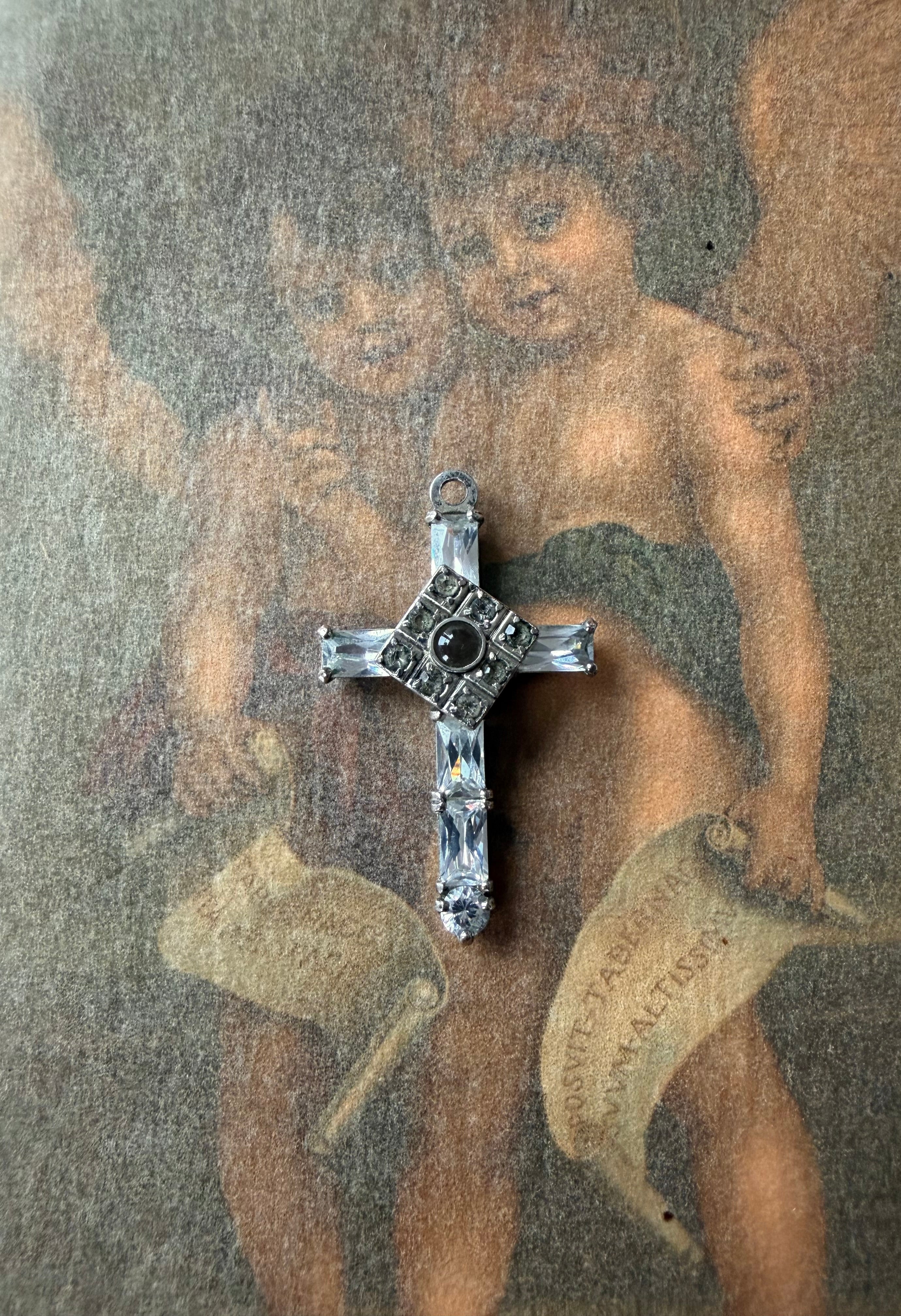 vintage cross pendant no.1
