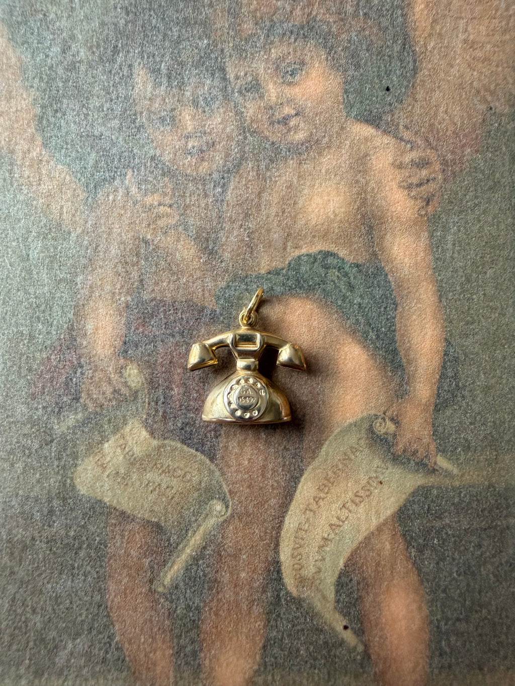 dial pendant