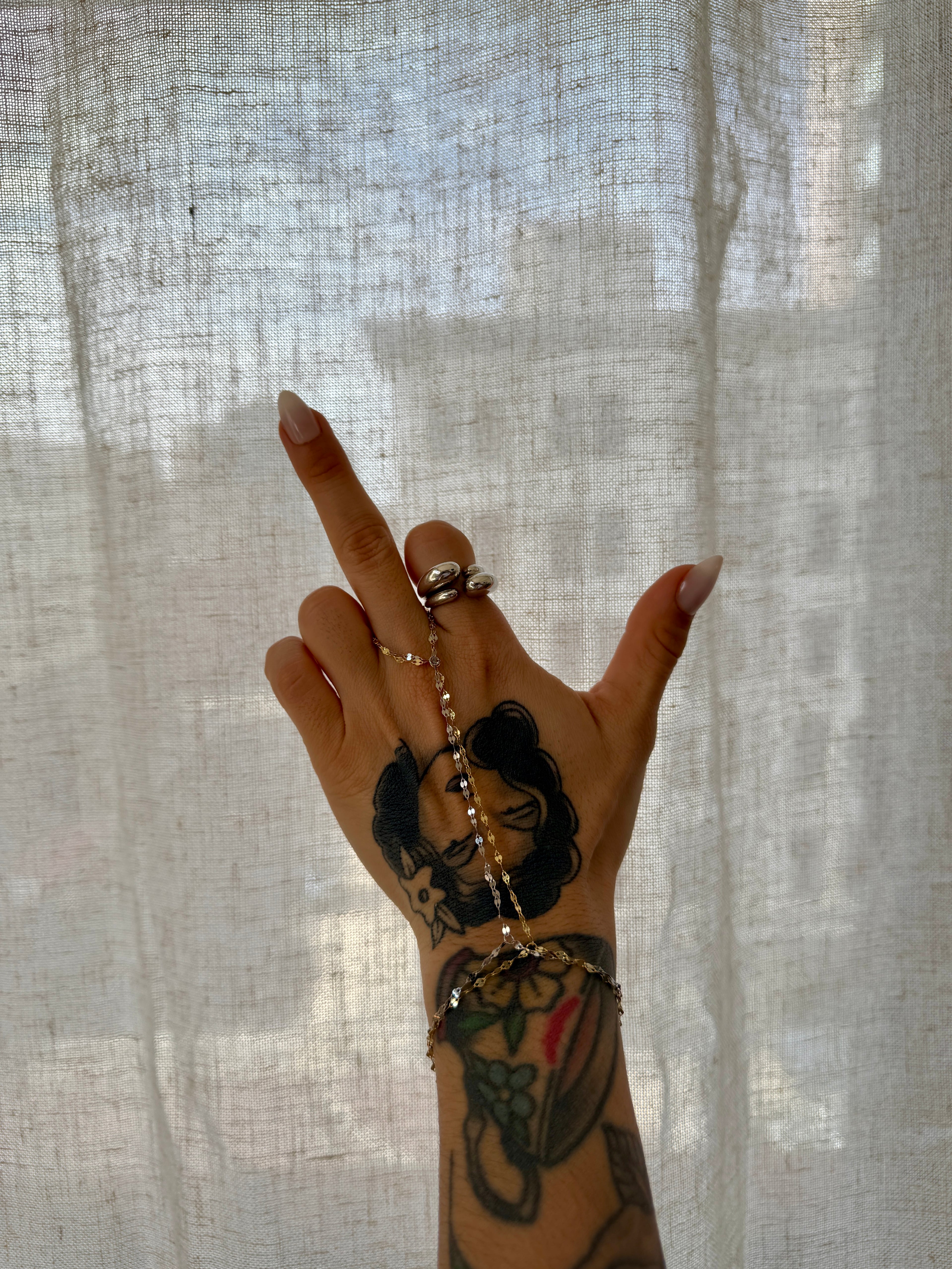 hand chain set